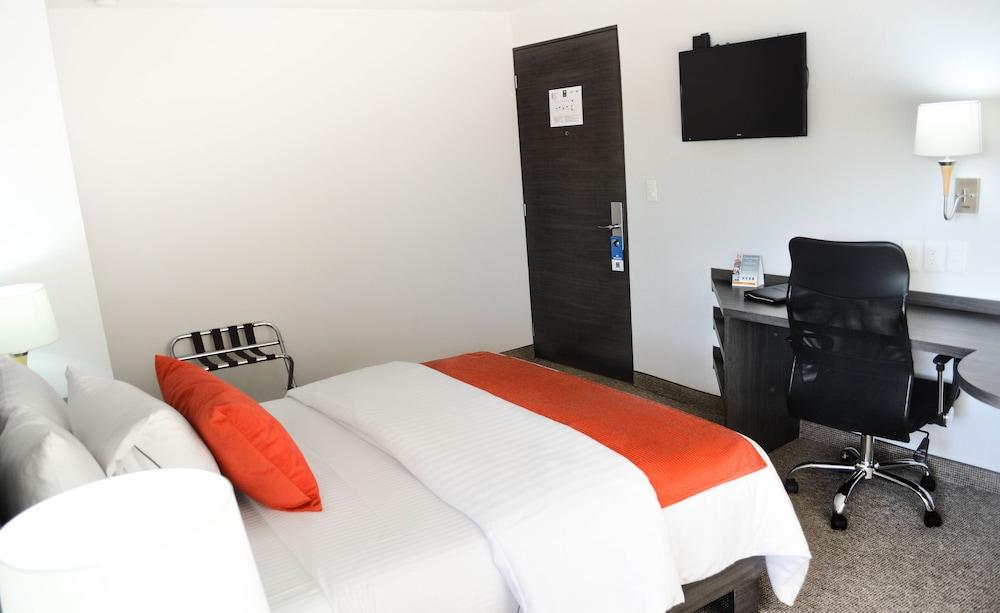 Hotel Bewow Querétaro Eksteriør billede